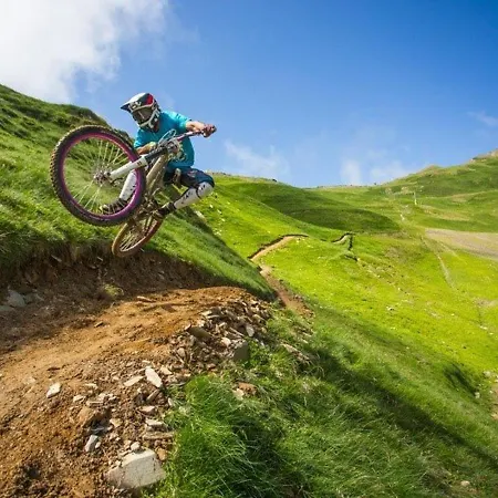 Cosy 4 Pers. Avec Loggia, Parking Et équipement Complet, à Deux Pas Du Centre De - Fr-1-401-78 * Cauterets